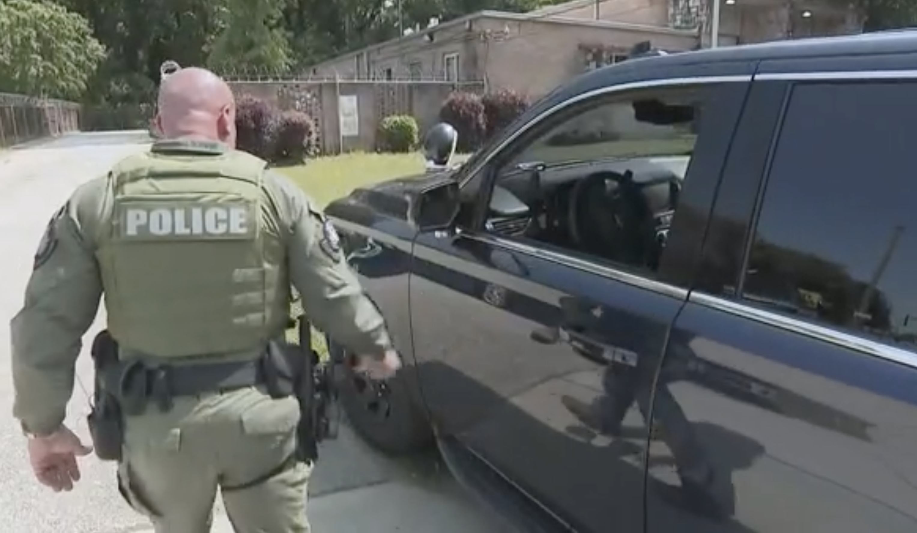 Atlanta SWAT officer saves infant with CPR - Vimarsana News